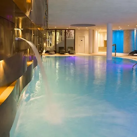 - A Due Passi Dalle Terme 公寓 卢里西亚